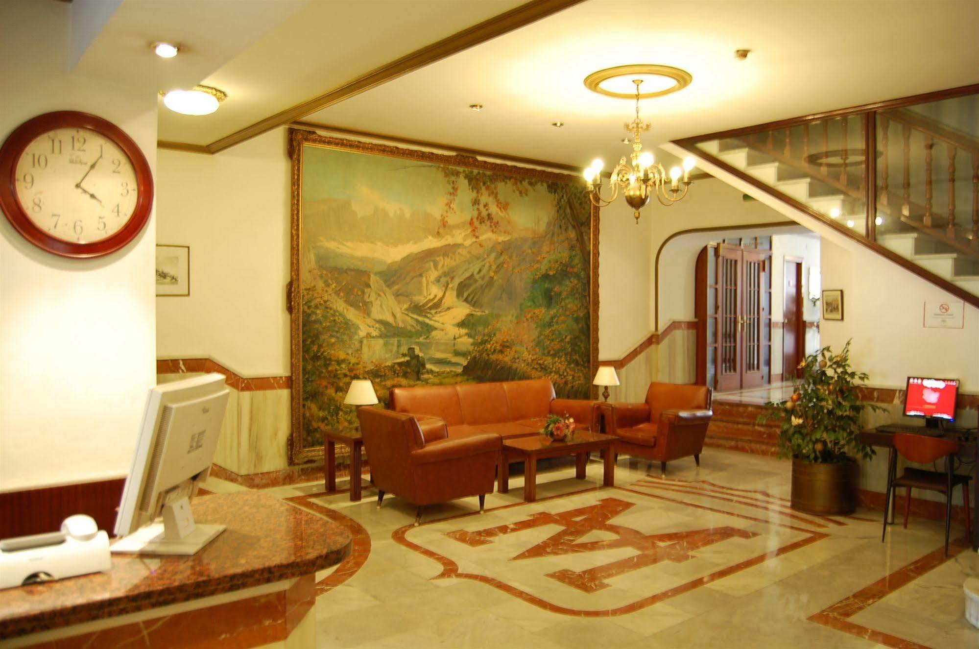 Hotel Marina Victoria Algeciras Exterior foto